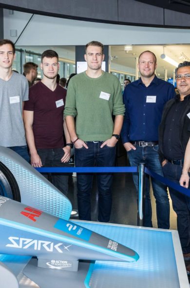 Schmoelln Azubis beim Konzernlehrlingstag